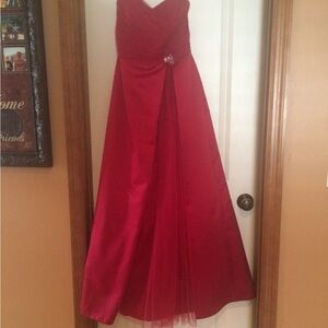 David's Bridal Strapless Red Dress